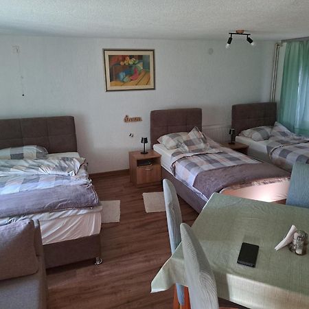 Studio Apartmani "Stimac" Garesnica ภายนอก รูปภาพ