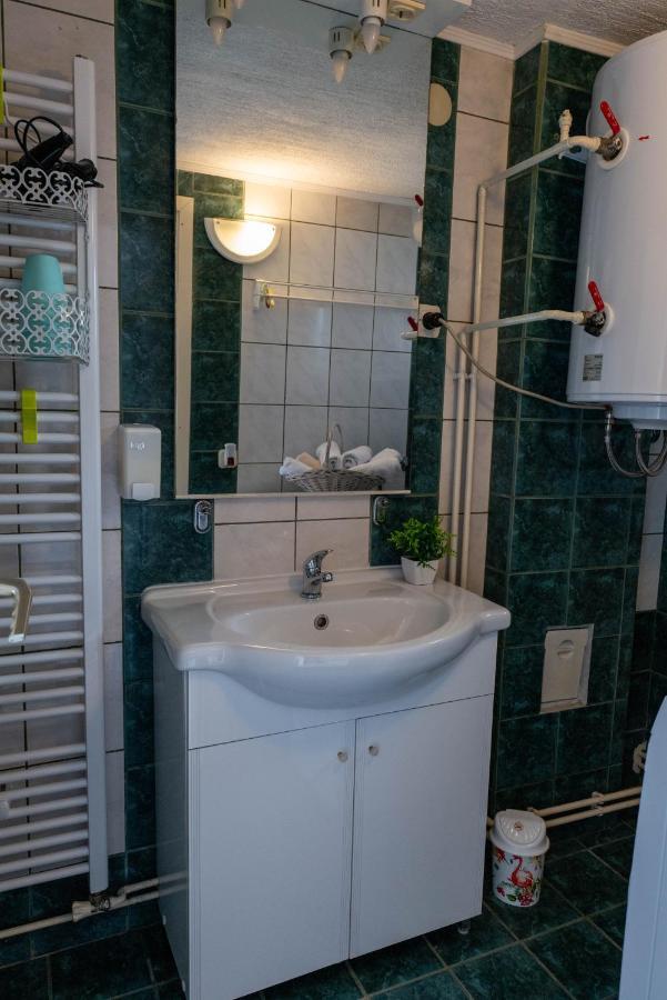 Studio Apartmani "Stimac" Garesnica ภายนอก รูปภาพ