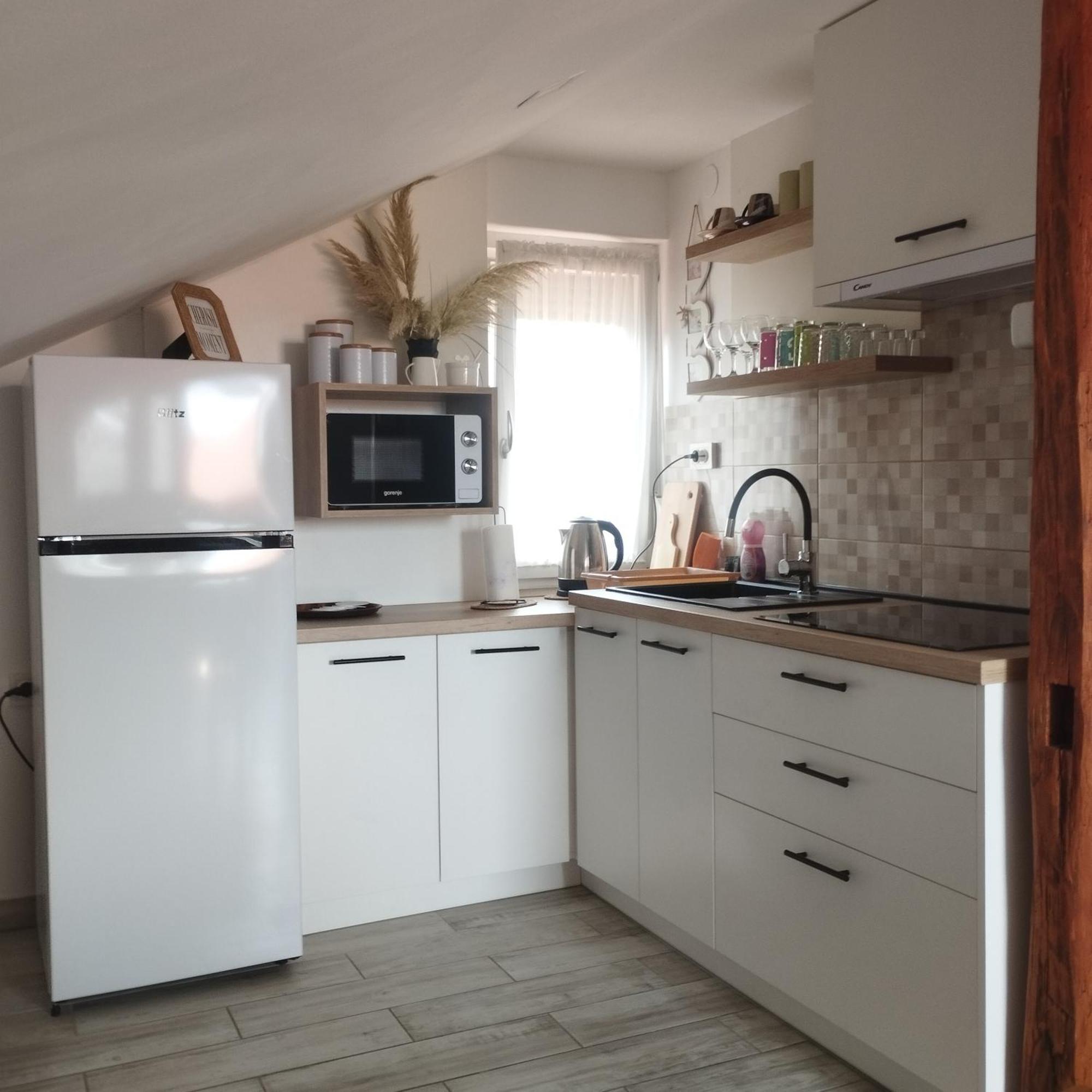 Studio Apartmani "Stimac" Garesnica ภายนอก รูปภาพ